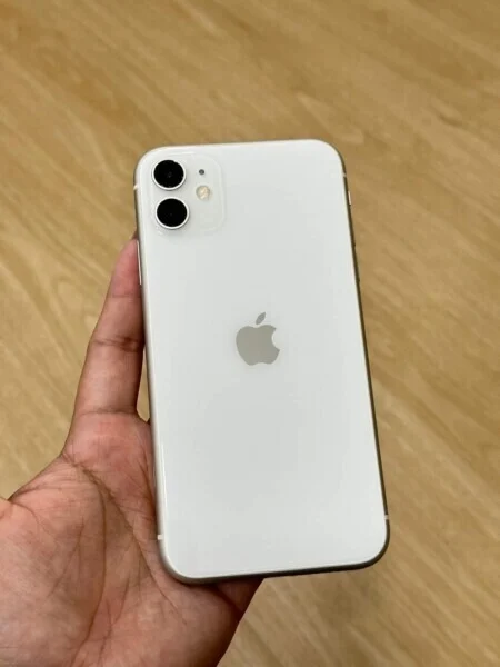 บริการฝากมือถือลาดพร้าว